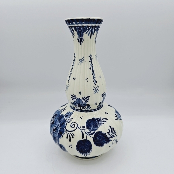 Koninklijke Goedeweagen Other - Koninklijke Goedeweagen Blauw Delft Holland Hand Painted 8" Tall Floral Vase
